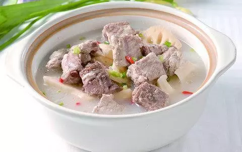 14道懶人簡版骨頭湯,口味咸鮮,老人小孩的補鈣神器
