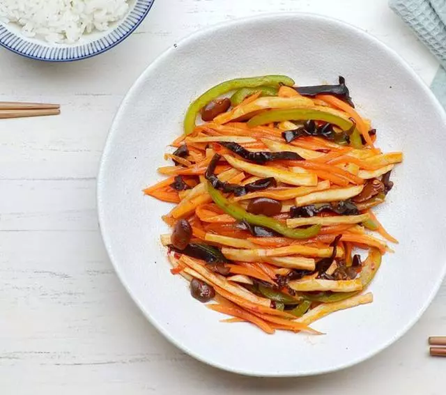 杏鮑菇的12種家常做法,不放肉更好吃,這樣做特別下飯,美味可口