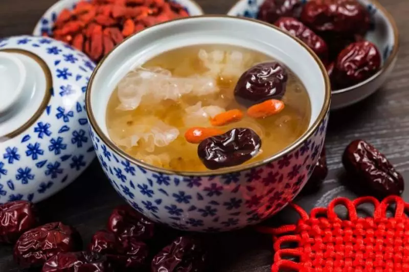 四碗三紅湯,一碗清血管,常喝80歲眼不花!