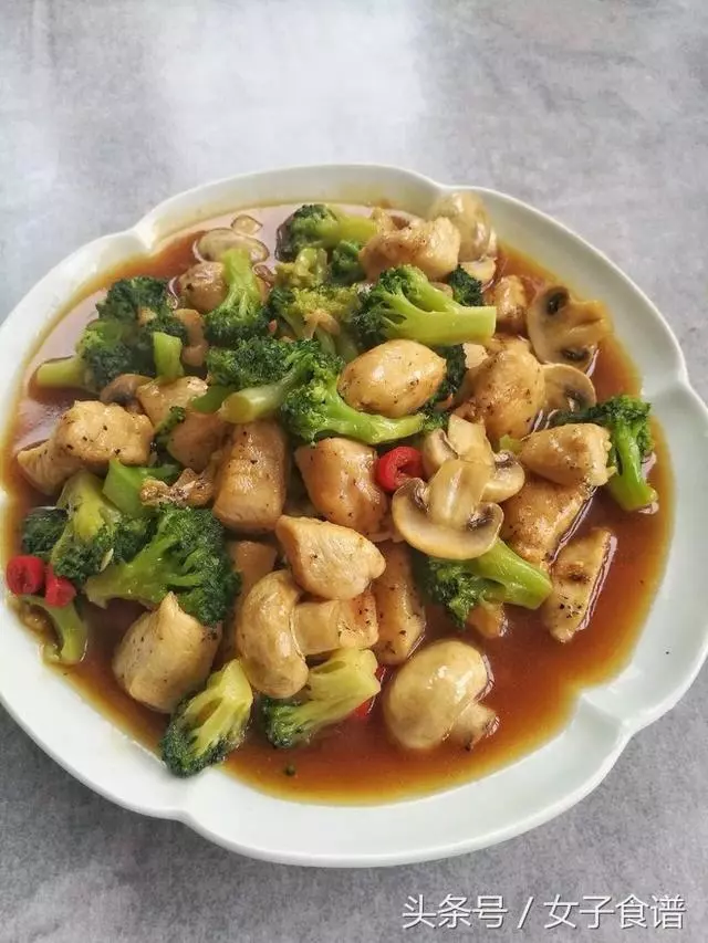 15種最好吃的雞胸肉「減脂餐」做法!想瘦身變Fit 就跟著吃!