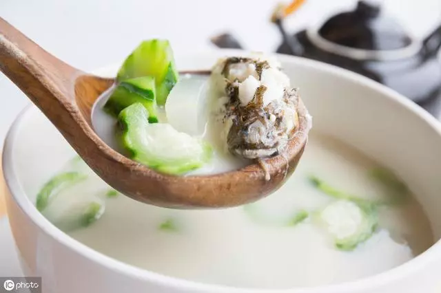 冬天喝什麼湯最養生?這5款湯暖暖的冬天喝正好