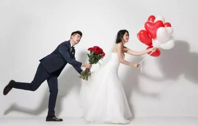 「她一個二婚女,要什麼彩禮」「媽,我愛她,你不能這麼講」
