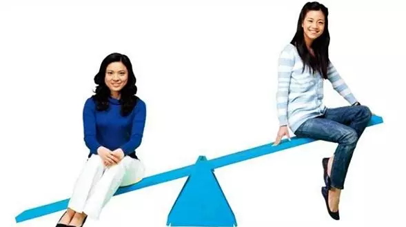 妯娌:嫂子,請你不要把你家不要的東西給我們,我們不是乞丐