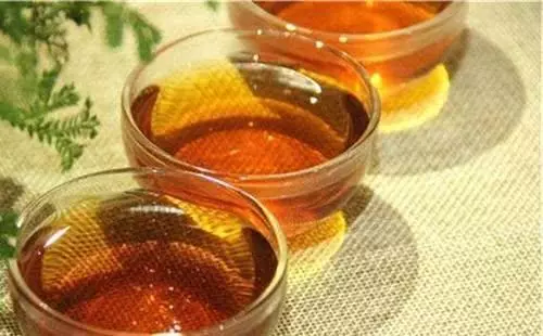 喝白開水跟喝茶水,哪種方式對身體健康最有益?今天都說清楚了