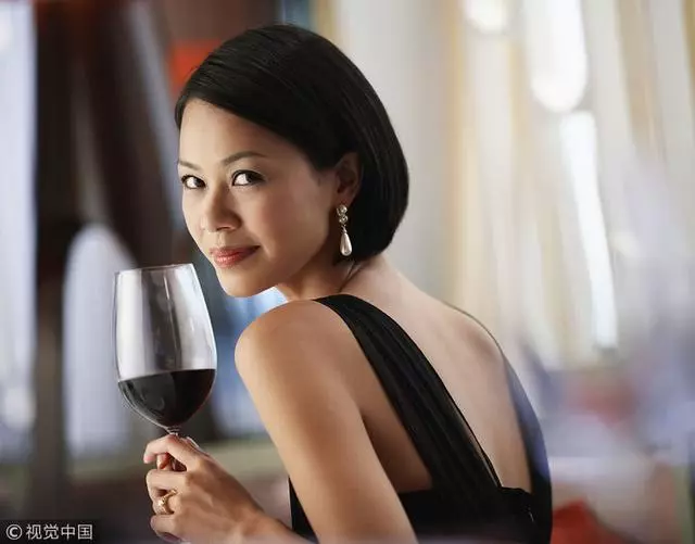 「娶我女兒可以,彩禮12萬」「婚姻不是買賣,請尊重你的女兒」