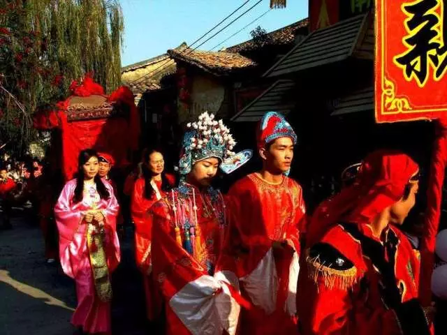 「我家不要十萬彩禮,房也可以寫你名」母親一番話,女婿感動落淚