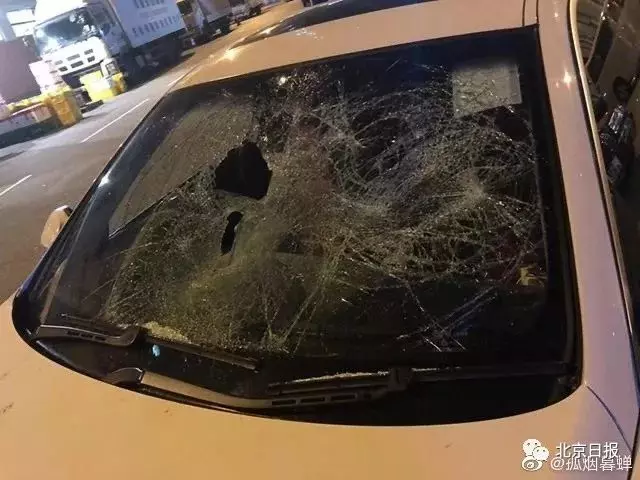 自食其果!他一直都在參與激進非法示威活動,暴徒手足卻「裝修了」他的寶馬!