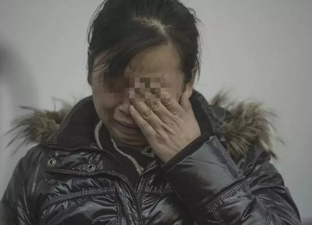 老公一出差公公就逼婆婆回鄉下,我把臥室反鎖,隔天一睜眼我懵了