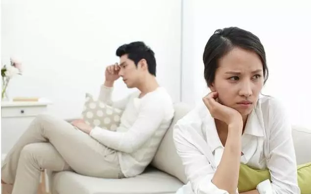 這錢你要敢給你弟,咱就立馬離婚,你看著辦吧!