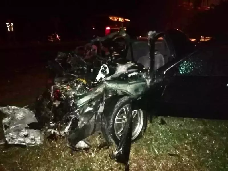 羅里撞轎車2死2傷 女童續父母后傷重離世