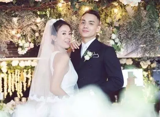 前TVB藝人自曝卵巢曾生血瘤 再婚後懷胎近八個月曬巨肚照