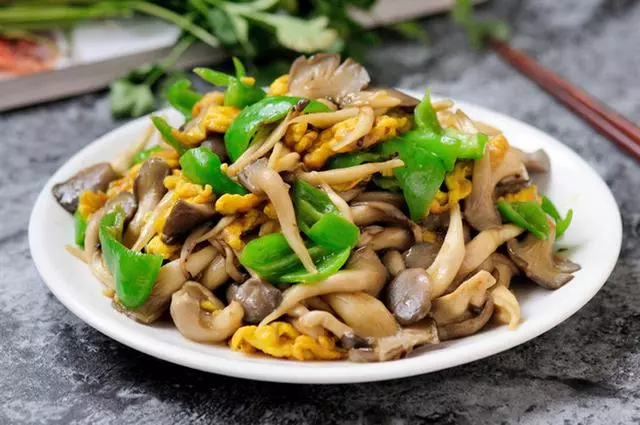 分享16道素菜的做法,不放肉,比大魚大肉還下飯,做兩盤都不夠吃