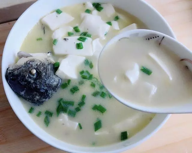 天冷吃什麼菜暖和又好吃?分享12道熱湯菜,邊吃邊喝,全身暖呼呼