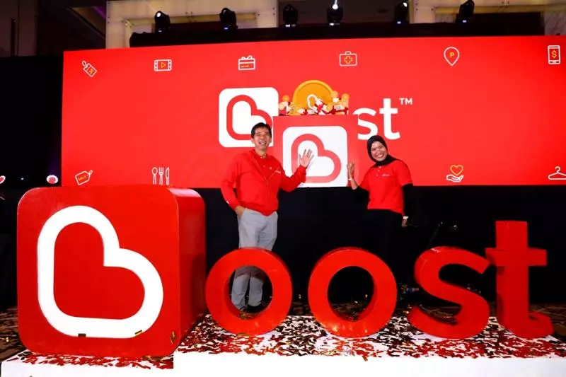 Boost電子錢包11月推出全新功能Boost Up⚡不只有現金回扣,現在還可免費「搖獲」驚喜之旅、3C產品等~