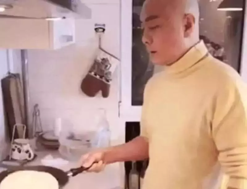 張衛健一家住的豪宅,完全不像是明星住的,連飯菜都是素菜
